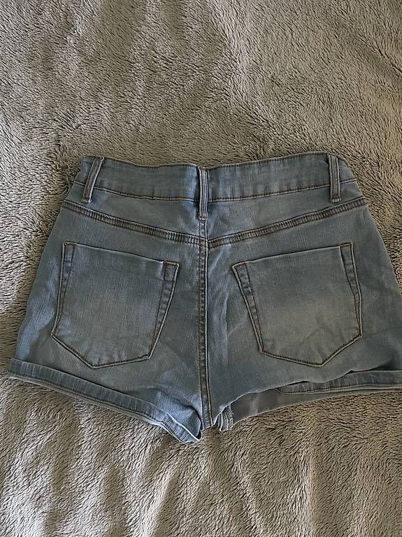 Pantalons: Short S – D'occasion à Zürich par mar_5gpw 1