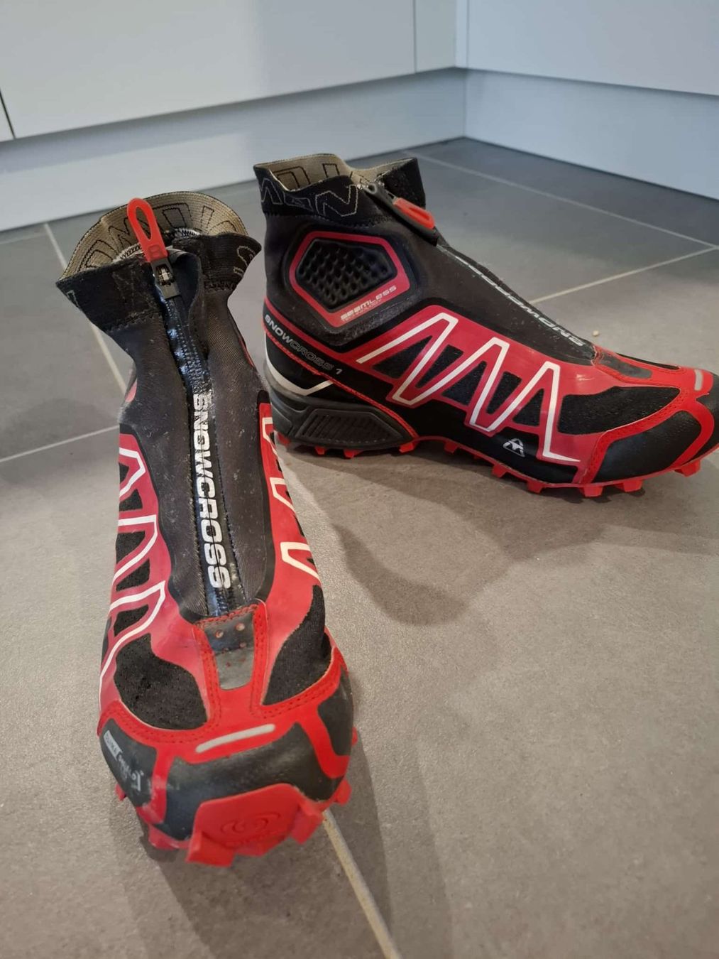 Salomon Scarpe da uomo: Chaussure Trail – Nuovo (secondo la descrizione) da Morges venduto da wasp57 1