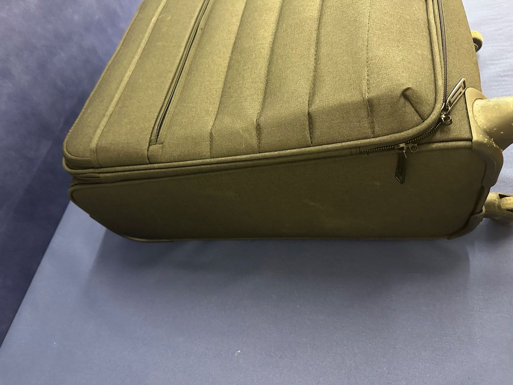 Valigie: Rollkoffer – Usato da Liestal venduto da FuV01 3