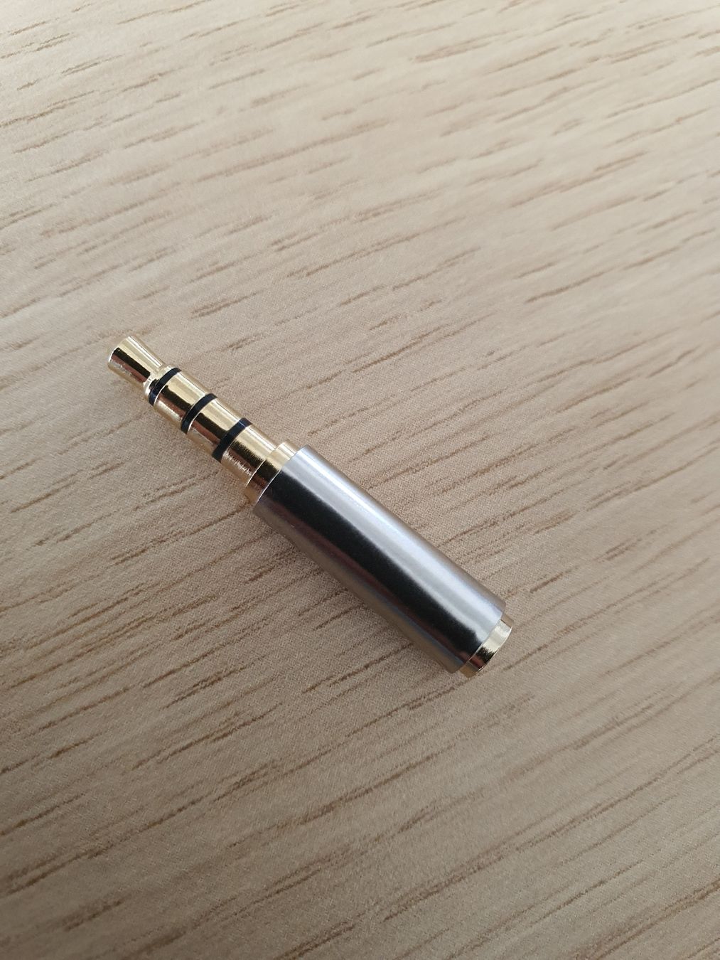 Lecteurs & Adaptateurs: Audio Adapter 3.5mm – Neuf (Voir description) à Muri AG par Jeromia