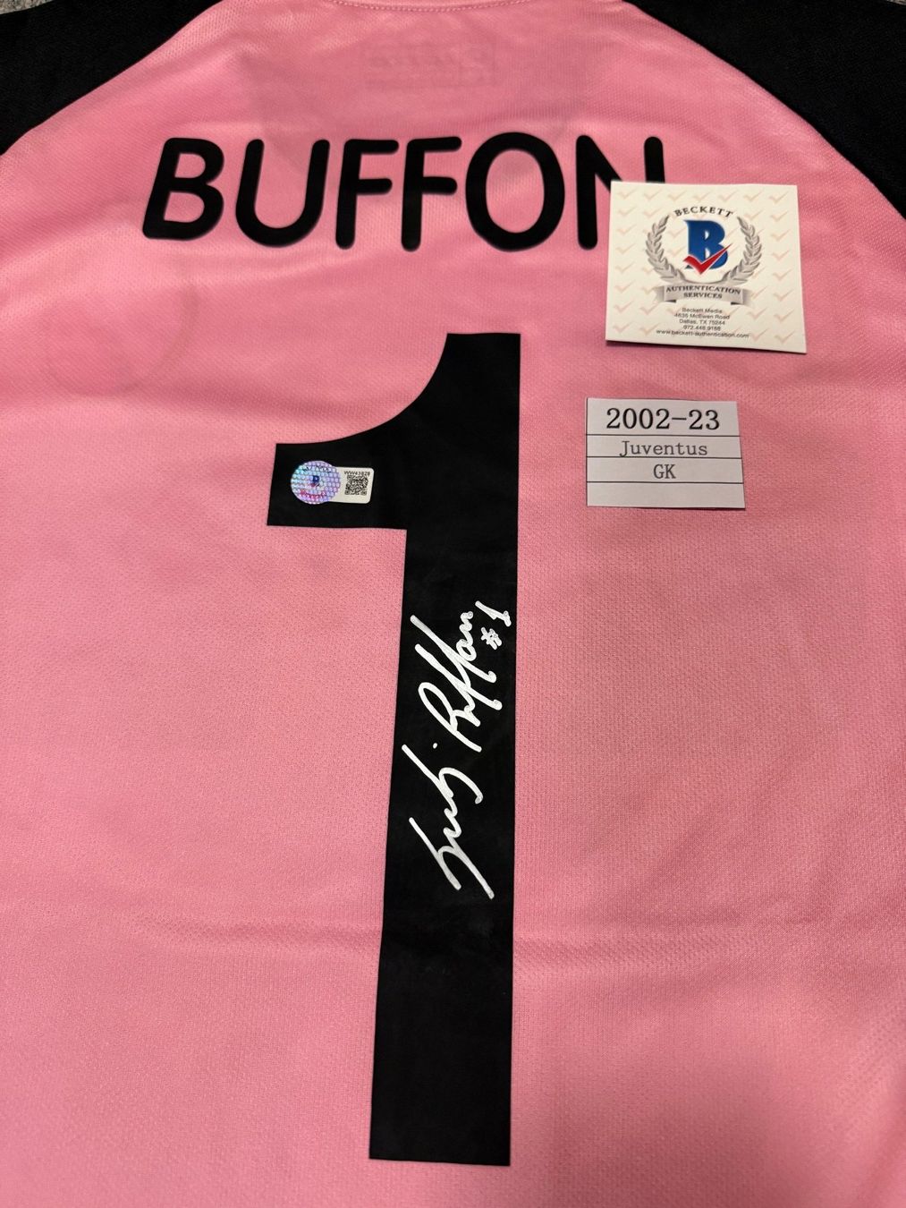 Maillots de corps & Pantalons: Gianluigi Buffon Shirt - Signed - Authenticated by Beckett – D'occasion à Chiggiogna par TheLegend88