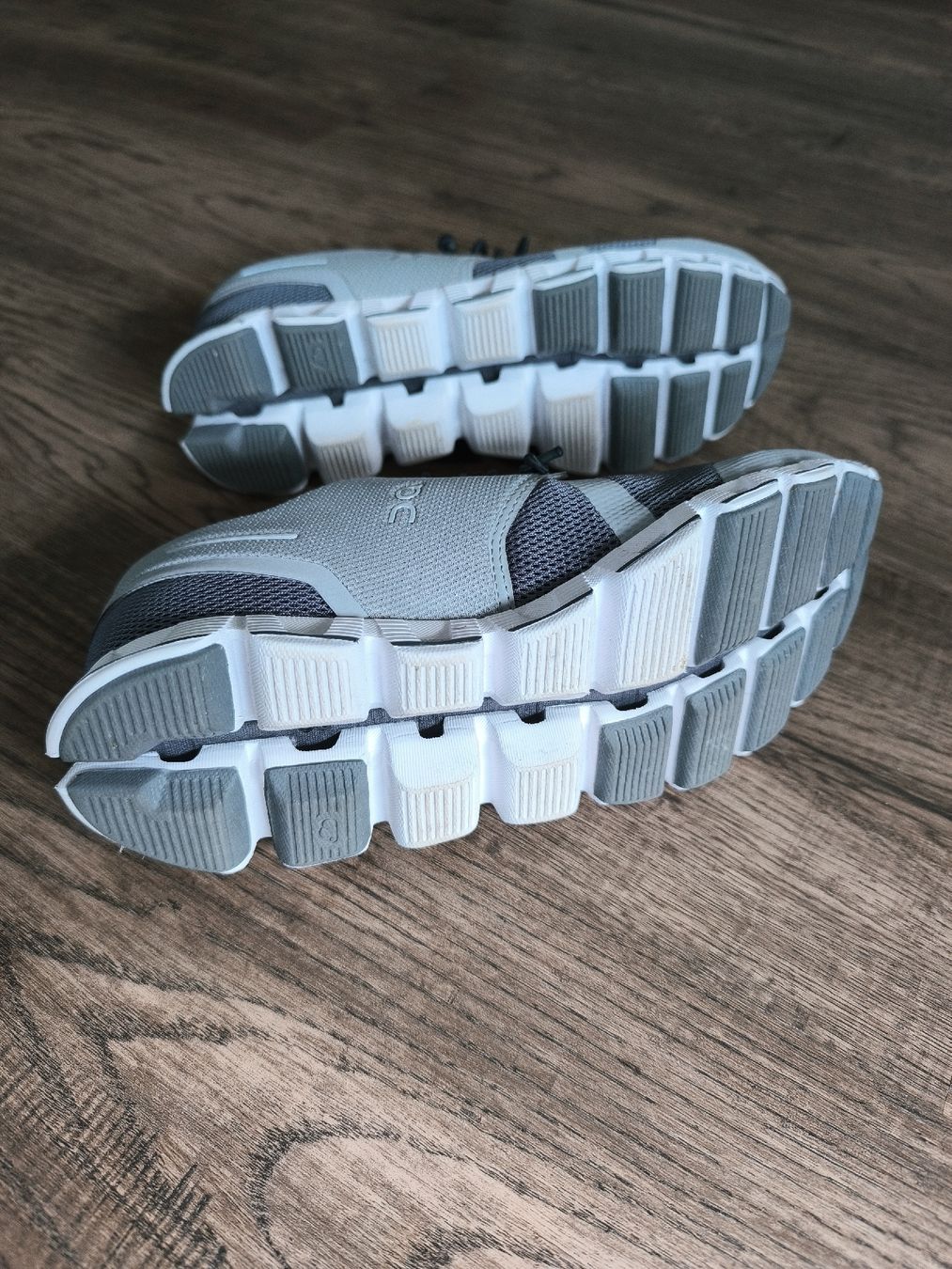 On Scarpe da donna: ON Schuhe Gr. 36.5 – Nuovo (secondo la descrizione) da Frauenkappelen venduto da Nickyta89 1