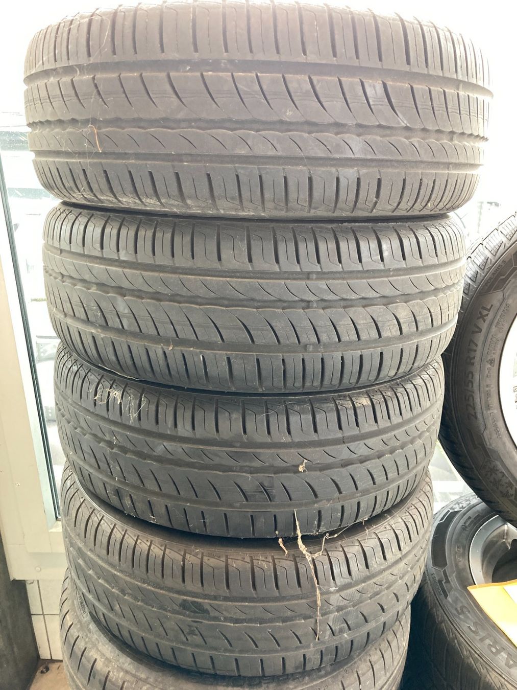 Pirelli Pneumatici & Ruote complete: 195/55R16 Sommerpneu Pirelli – Usato da Cham venduto da WB2223
