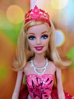 Barbie Modezauber in Paris, wechselbares Kleid, Sound, Musik