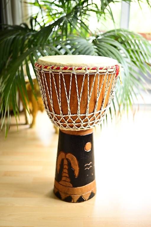 Strumenti musicali: Djembe – Difettoso da Grosshöchstetten venduto da Wuffi 1