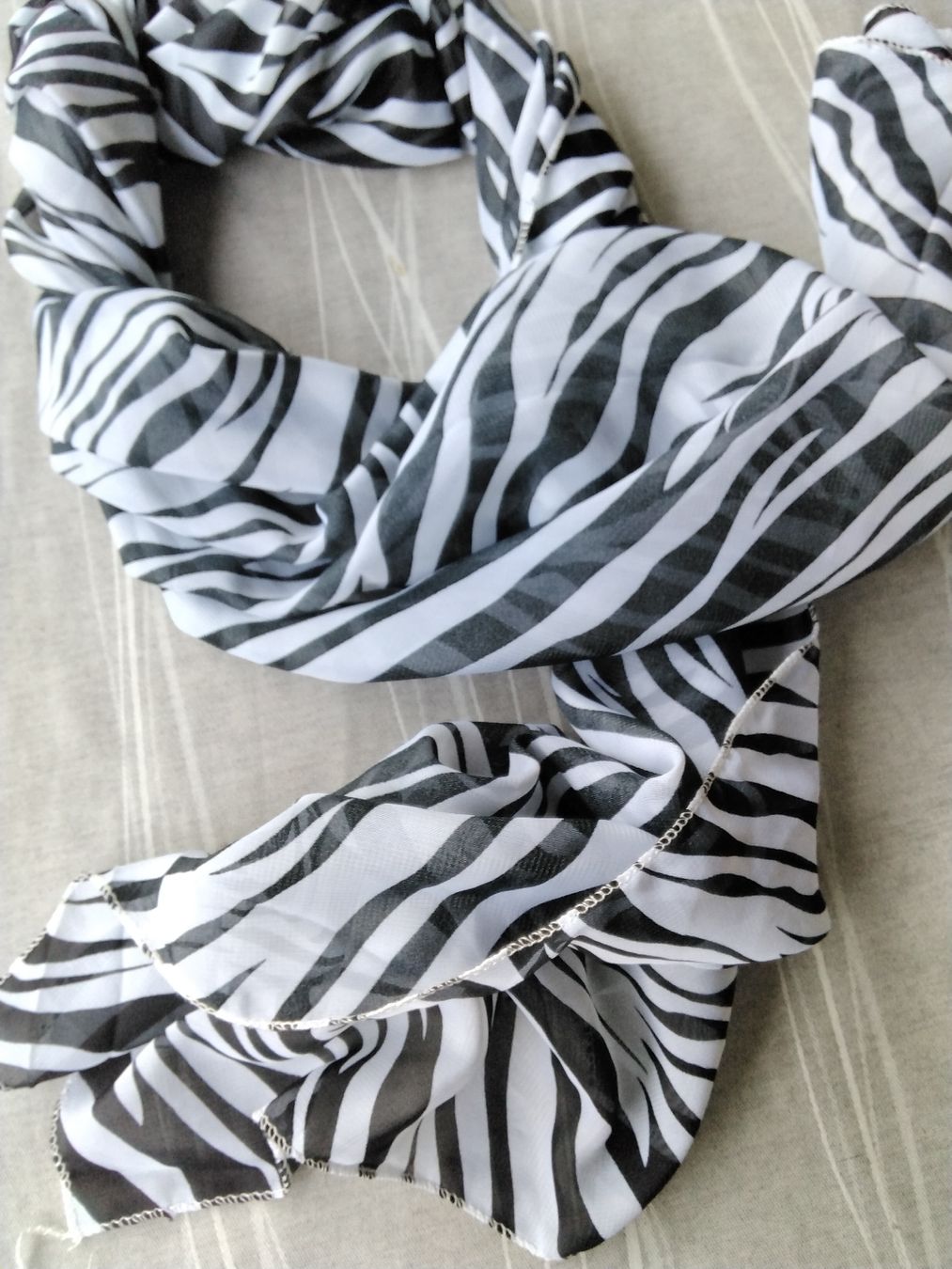 Foulard & Sciarpe: SCHAL ZEBRA – Usato da Biel/Bienne venduto da dasi3 1