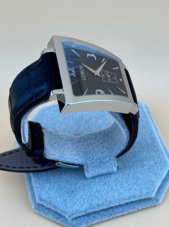 Corum Orologi: Corum Trapeze - Neuwertig – Usato da Reinach BL venduto da high-speed 4