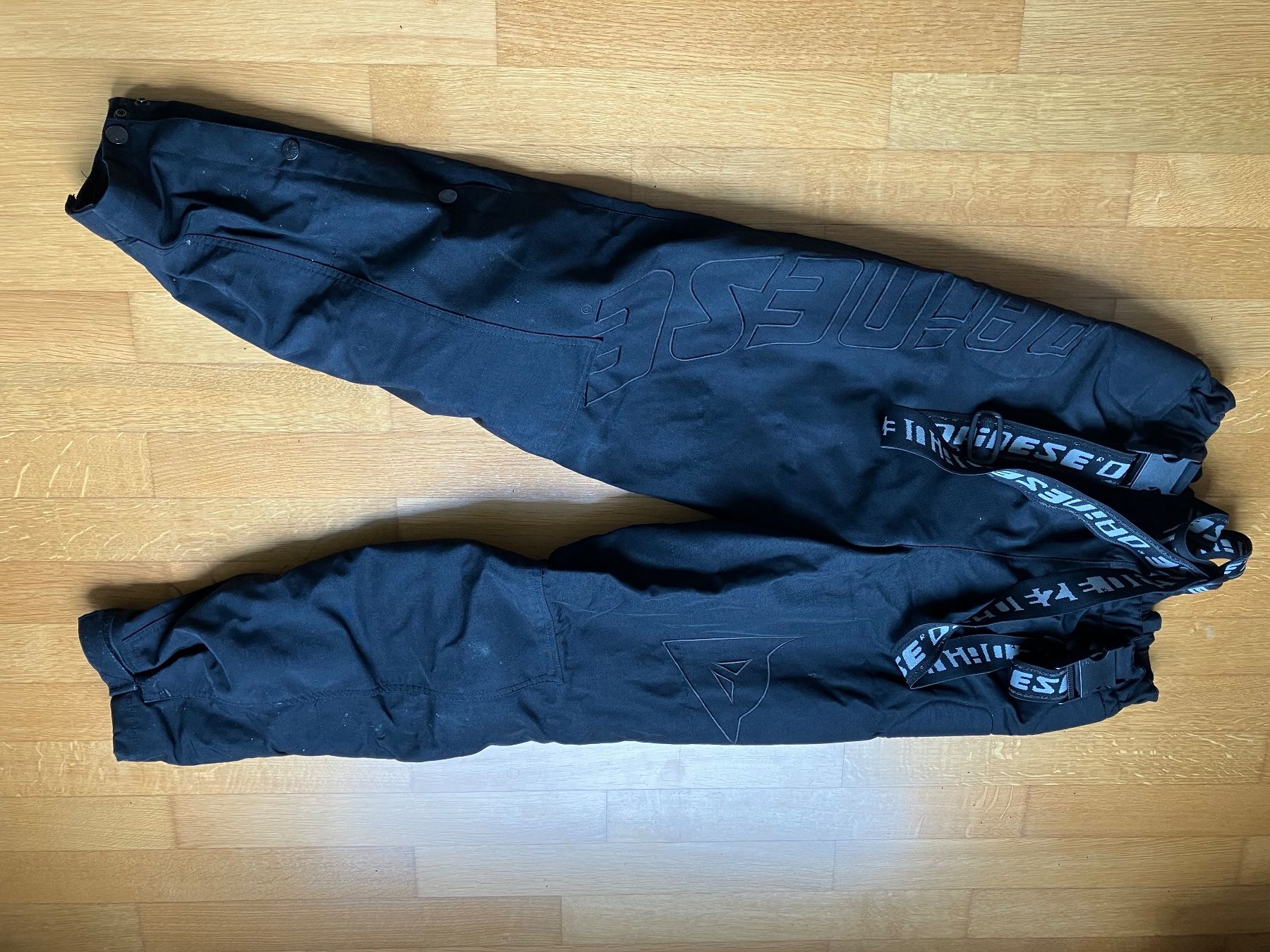 Dainese Pantaloni: Dainese Motorradhose Grösse 50 – Usato da Münchenbuchsee venduto da nbp85