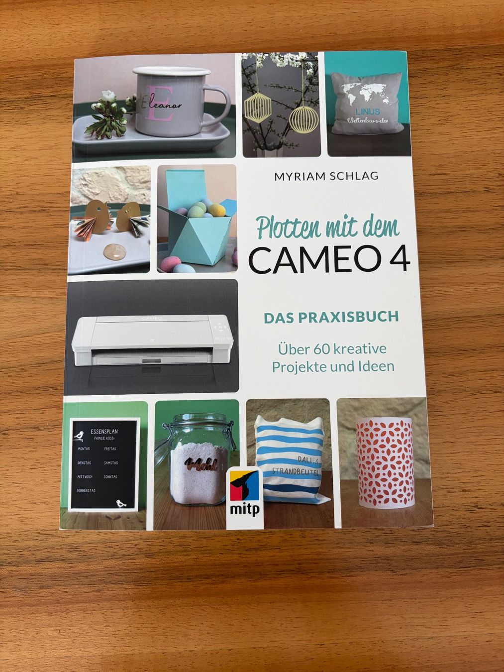 Livres: Plotten mit dem CAMEO 4 – D'occasion à Ballwil par Polini885