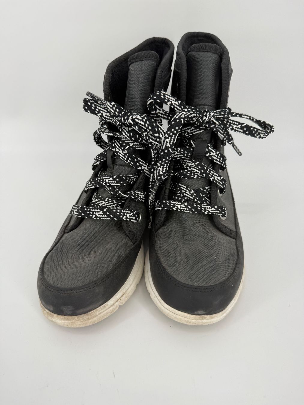Sorel Chaussures femmes: Sorel Winterstiefel / Stiefelette Gr. 39 – D'occasion à Auenstein par moin. 4