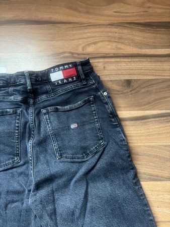 Jeans Tommy Hilfiger dunkelblau Grösse 29/32