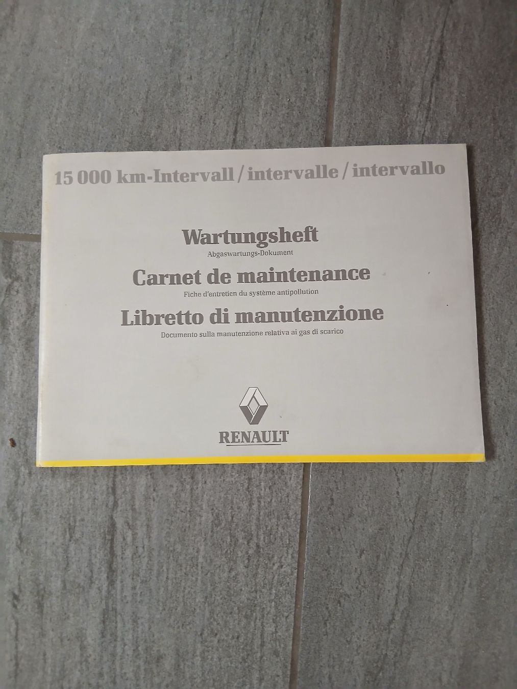 Renault Documenti: Wartungsheft zu Renault – Usato da Heimenschwand venduto da cat304