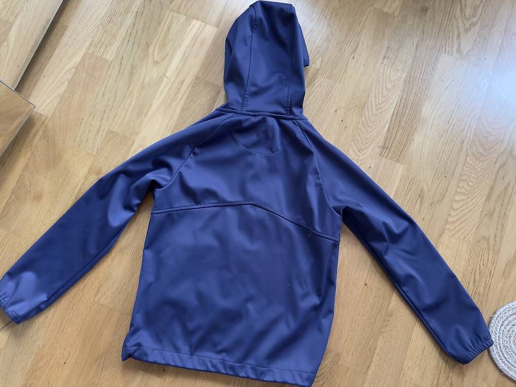46 Nord Giacche & Cappotti: Softshelljacke Mädchen 46 Nord (140) – Usato da Bern venduto da cpiller01 2