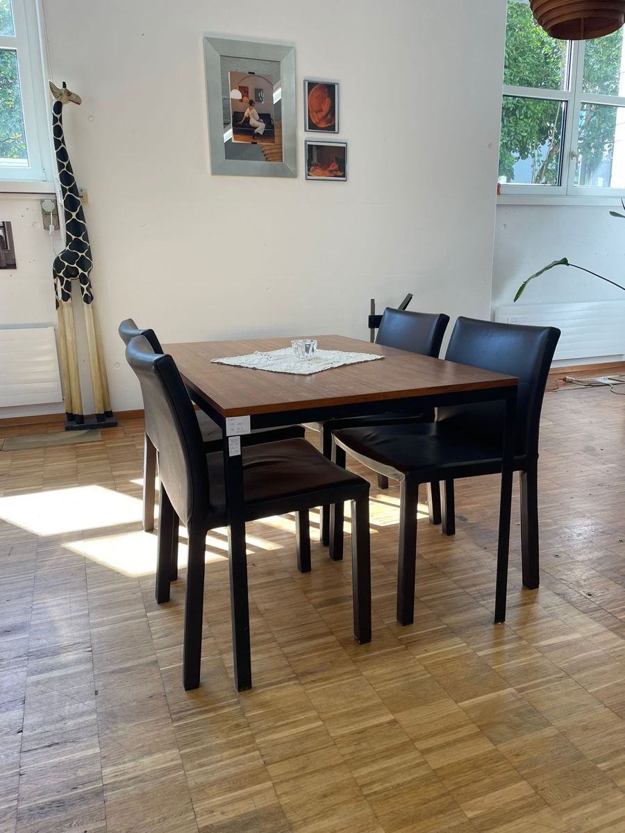 Tables: Victoria Design Esstisch – D'occasion à Baar par 4sale-tina