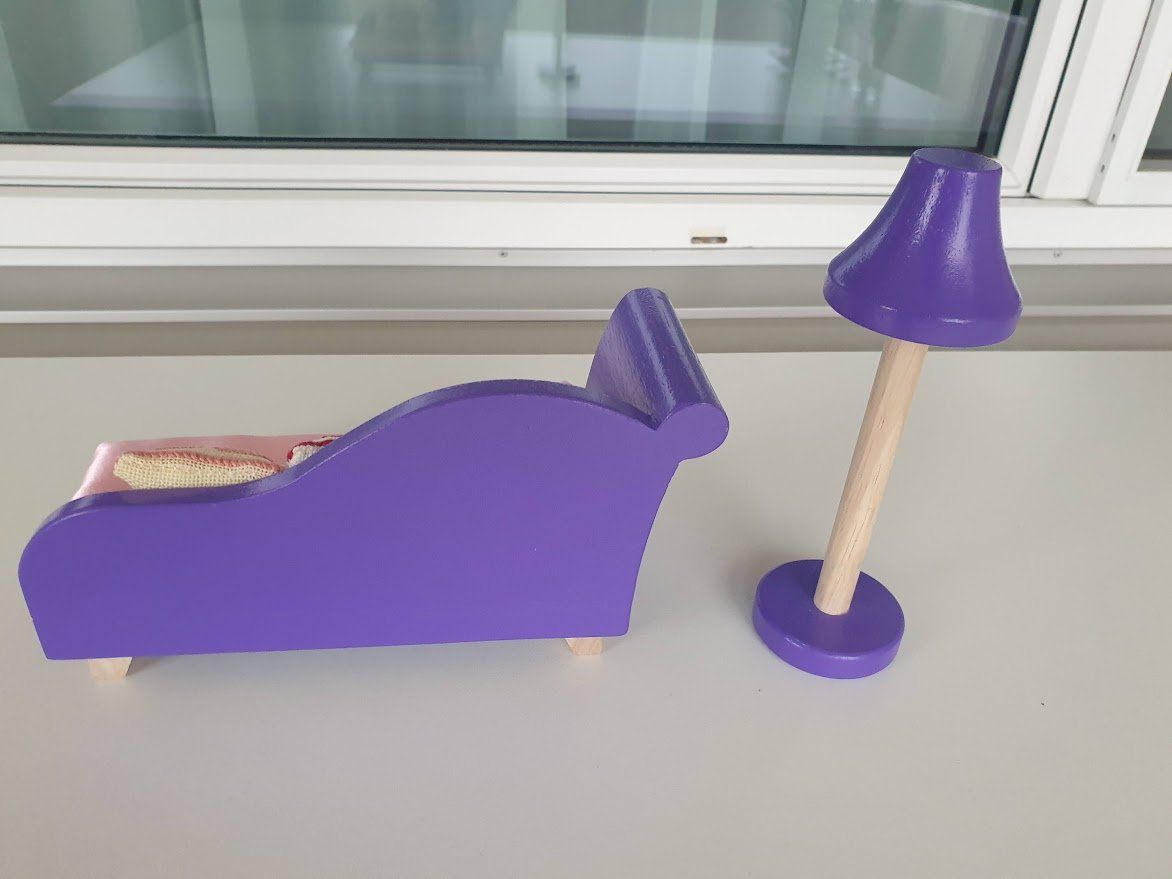 Case e mobili per bambole: Möbel Sofa und Lampe Puppenhaus – Usato da Nürensdorf venduto da Ez-Shop 1