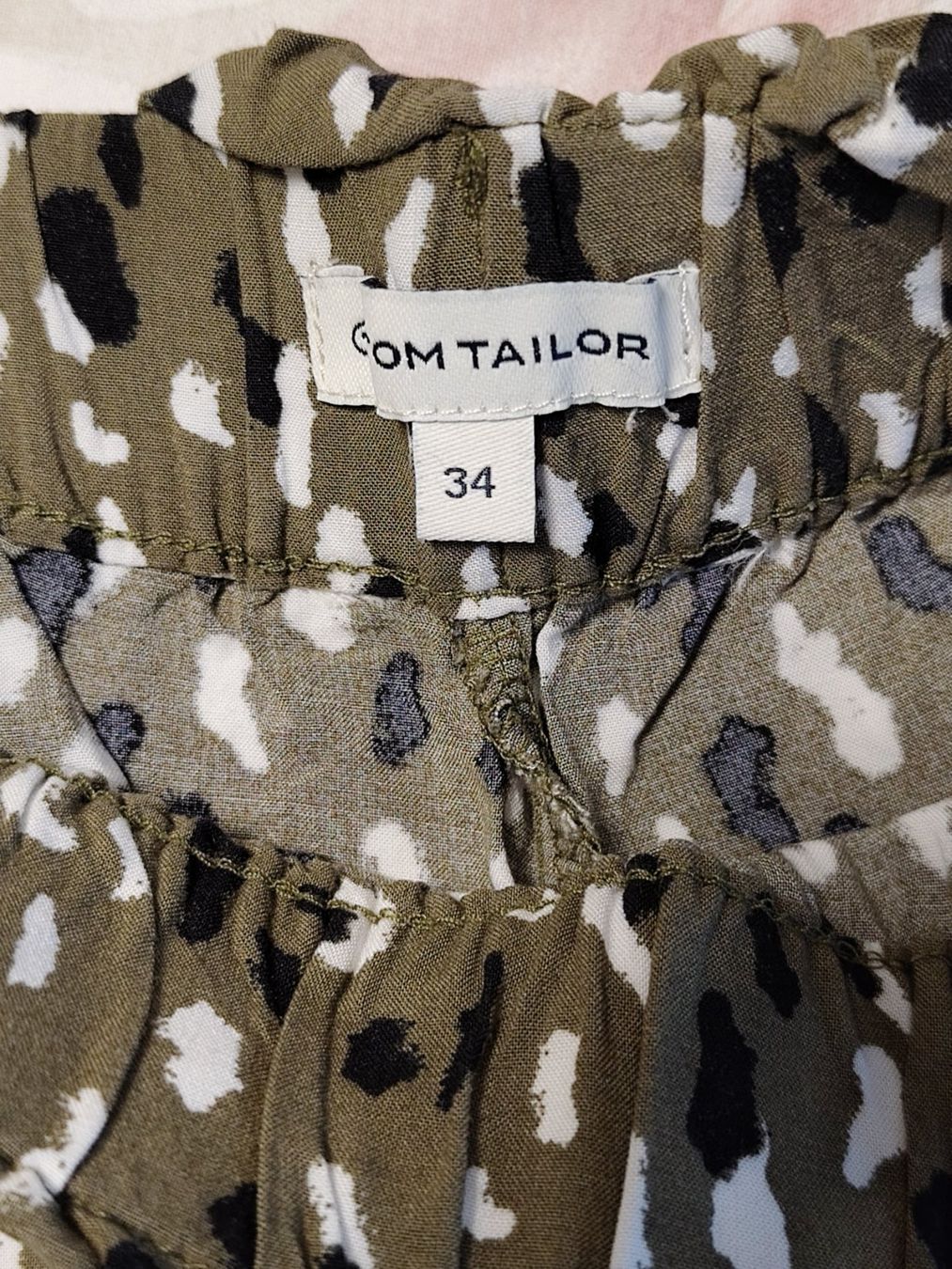 Tom Tailor Pantaloni: luftige Sommerhose von Tom Tailor Gr. 34 – Usato da Brüttisellen venduto da kikaninchen79 1