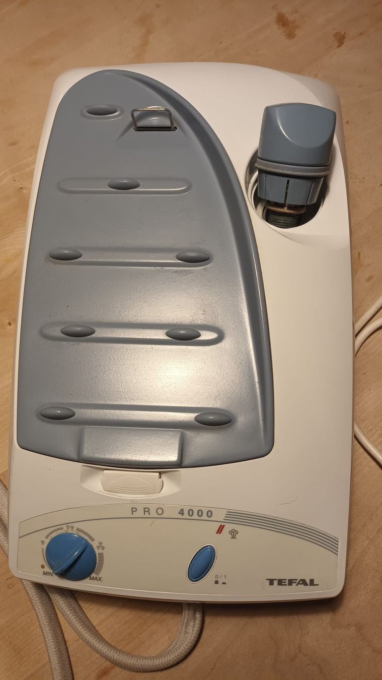 Ferri da stiro: Bügeleisen Tefal Pro4000 – Usato da Klosters venduto da cin11 2