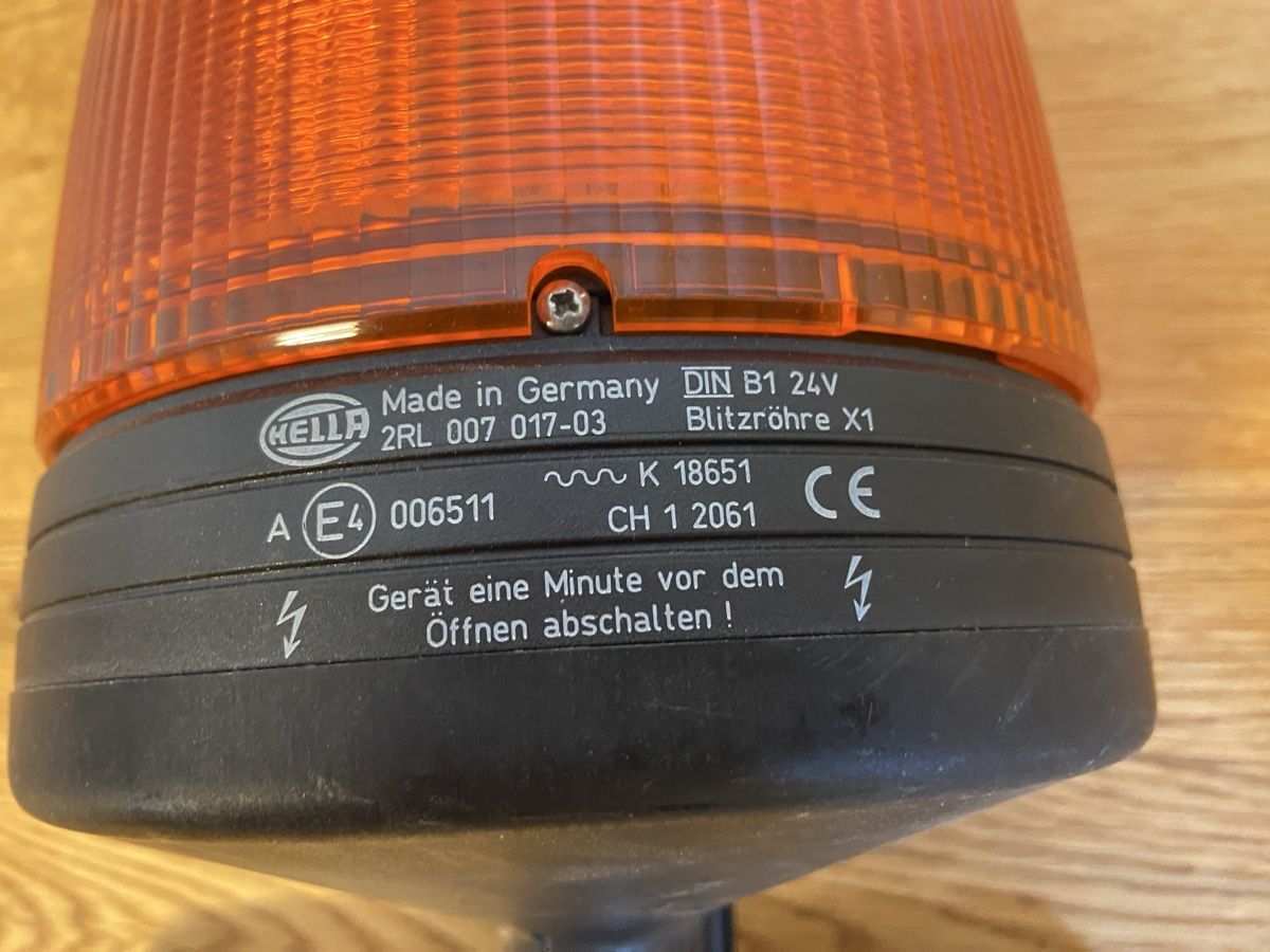 Alle Ersatzteile: Hella Blitzleuchte Orange – Gebraucht aus Ganterschwil von Pinguin1985 2