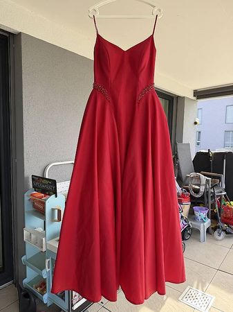 Rotes Prinzessin Satinkleid