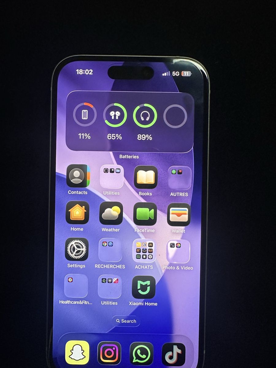 Apple Telefoni cellulari / Smartphones: iPhone 15 – Nuovo (secondo la descrizione) da La Chaux-de-fonds venduto da car_x6wf 2