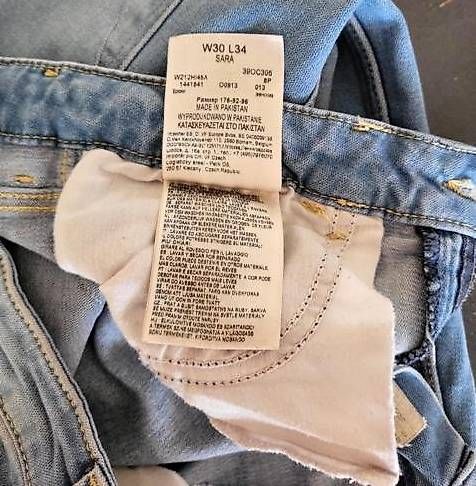 Jeans: Wrangler Jeans 30 / 34 – Usato da Lyss venduto da Petrulla02 1