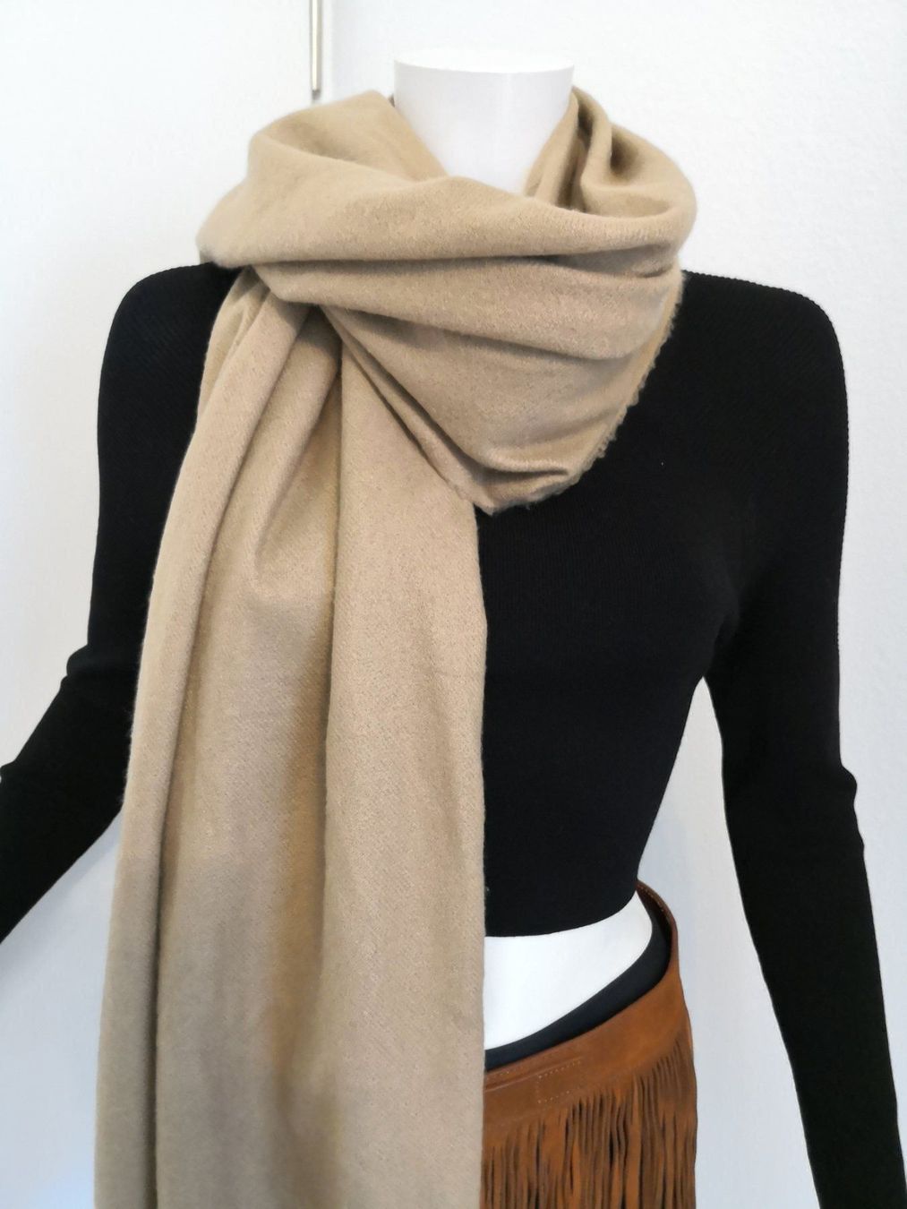 Mango Foulard & Sciarpe: 🤩MANGO SCHAL BEIGE & MISSONI P. – Nuovo (secondo la descrizione) da Olten venduto da Naja-Twins-Twins 7
