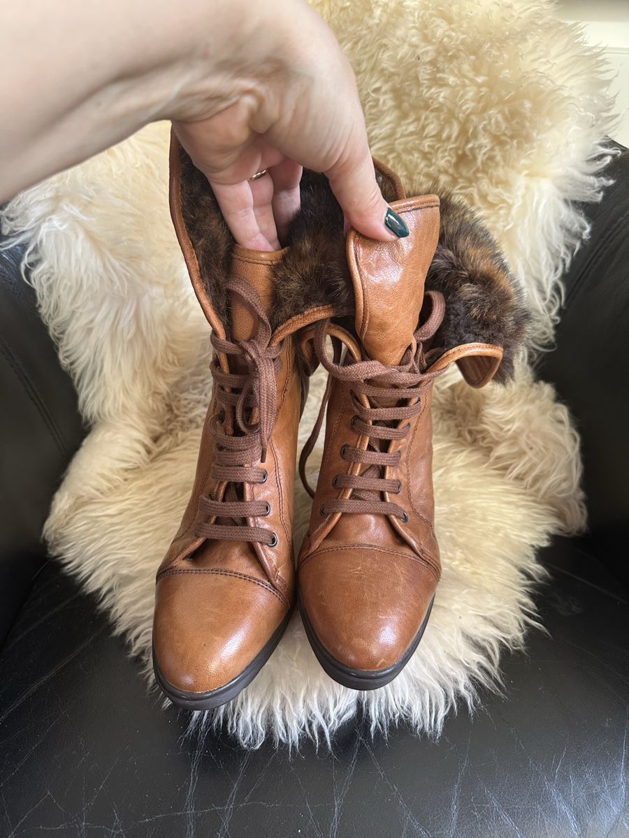 Scarpe da donna: Baldinini Stiefeletten Gr.40 camel leder Fell – Nuovo (secondo la descrizione) da Dorf venduto da marfikgnidka 2