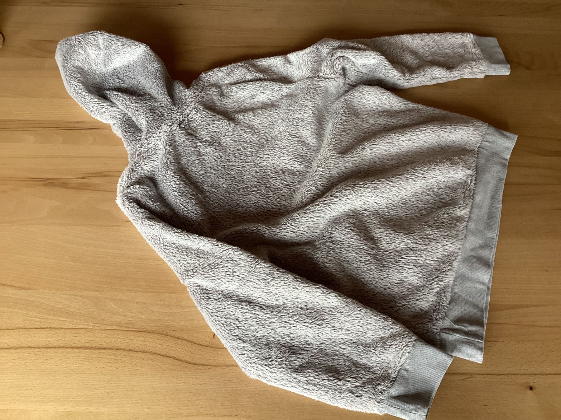C&A Maglioni & Felpe: Kuschliger Hoodie Gr. 146/152 – Usato da Schinznach Dorf venduto da Balz1968 1