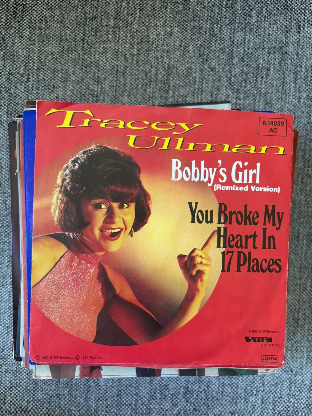 Dischi in vinile: Tracy Ullman - You Broke My Heart – Usato da Zofingen venduto da Bigron