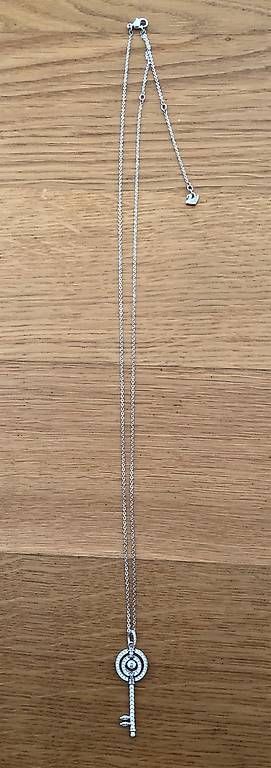 Catenine: Swarovski Halskette  – Usato da Aarburg venduto da Noemi.H