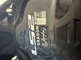 LS2 Carbon Dragon Motoradhelm mit LS2 Spectrum Intercom
