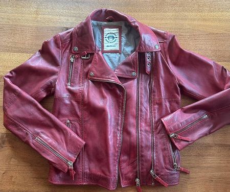 Stylische Damen-Lederjacke der Trendmarke Blue Monkey
