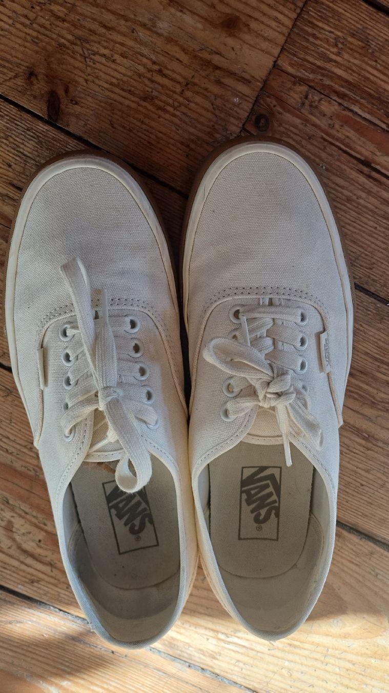 Vans Chaussures hommes: Baskets Vans – D'occasion à Vevey par Veveybien 1