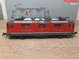 Märklin 3734 E-Lok Re 4/4" SBB Digital H0 (1)