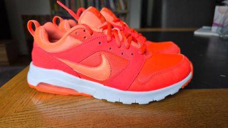 Nike Schuhe gr 40
