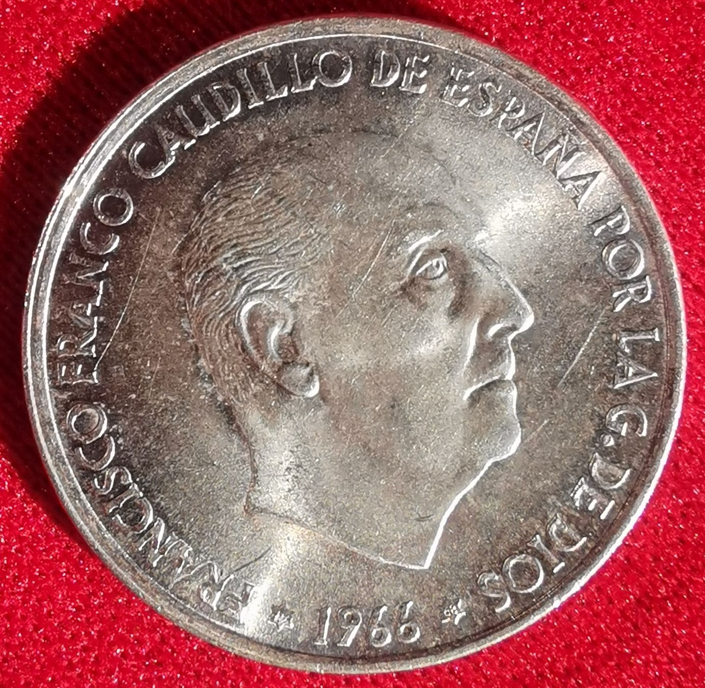 Tutti le monete: 100 Pesetas 1966 Silber – Usato da Küssnacht am Rigi venduto da Gold_und_mehr