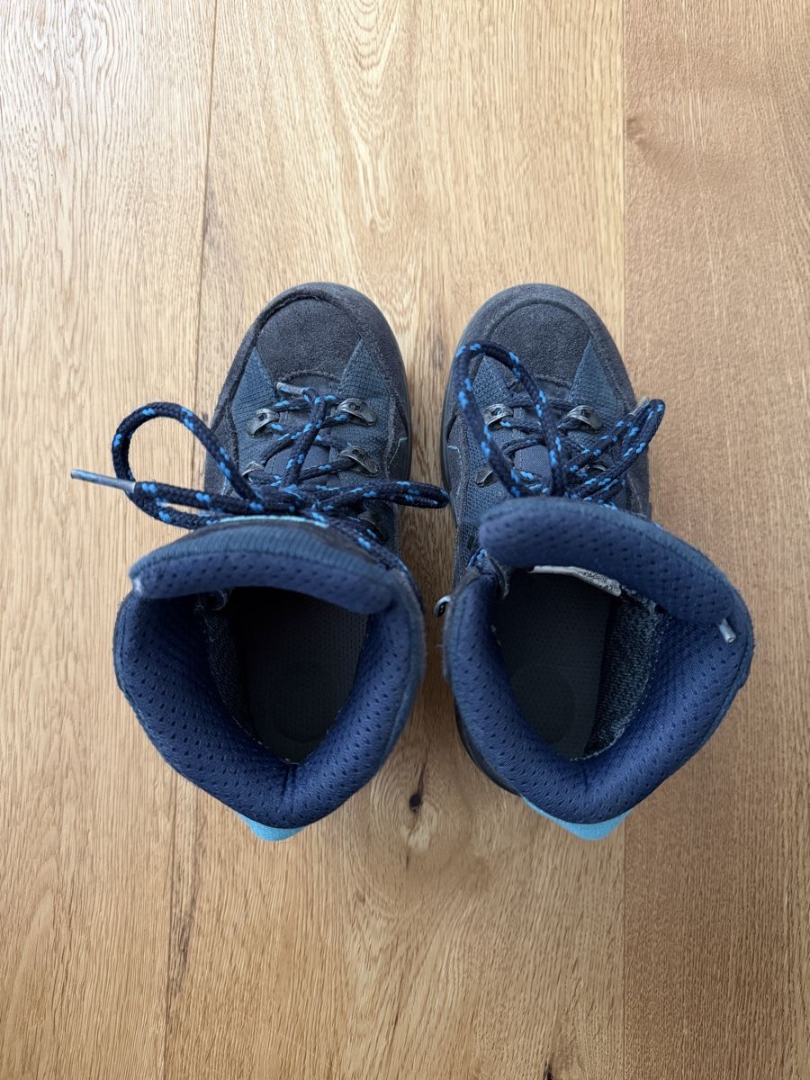 Lowa Scarpe per ragazzi: Lowa - Kinderstiefel, Gr. 29 – Usato da Interlaken venduto da fbnscl 4