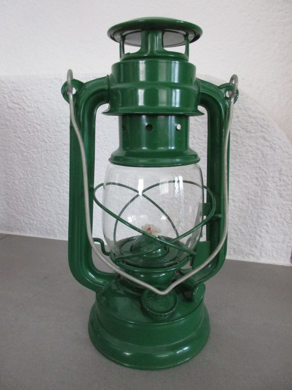 Altro in Decorazioni & Accessori: 3 Petroleum Lampen – Usato da Mels venduto da wisteg 3