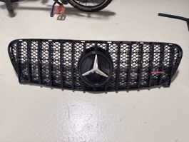 Mercedes Benz AMG GLA 45  W156 Front Grill - Like New!