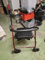 Rollator mit Sitzgelegenheit (S)
