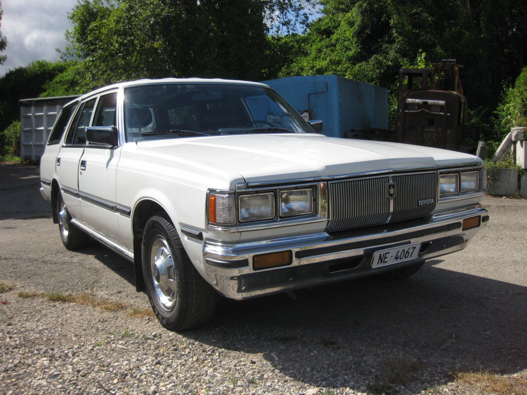 Toyota Autos: Toyota Crown 2.8i – D'occasion à Mur (Vully) VD par TAD327