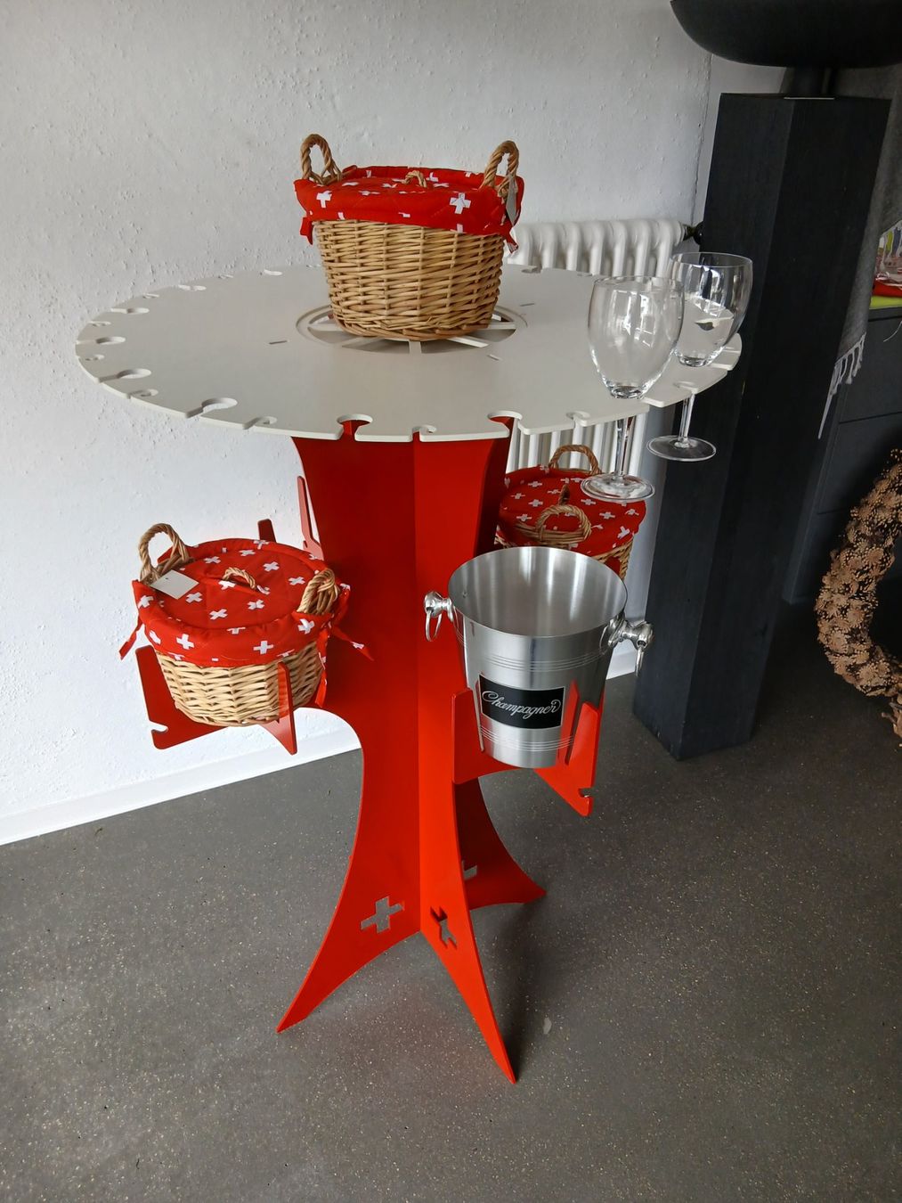Allestimento di negozi e stand fieristici: Fonduebar / Partybar – Nuovo (secondo la descrizione) da Aadorf venduto da ren_t9bx 8