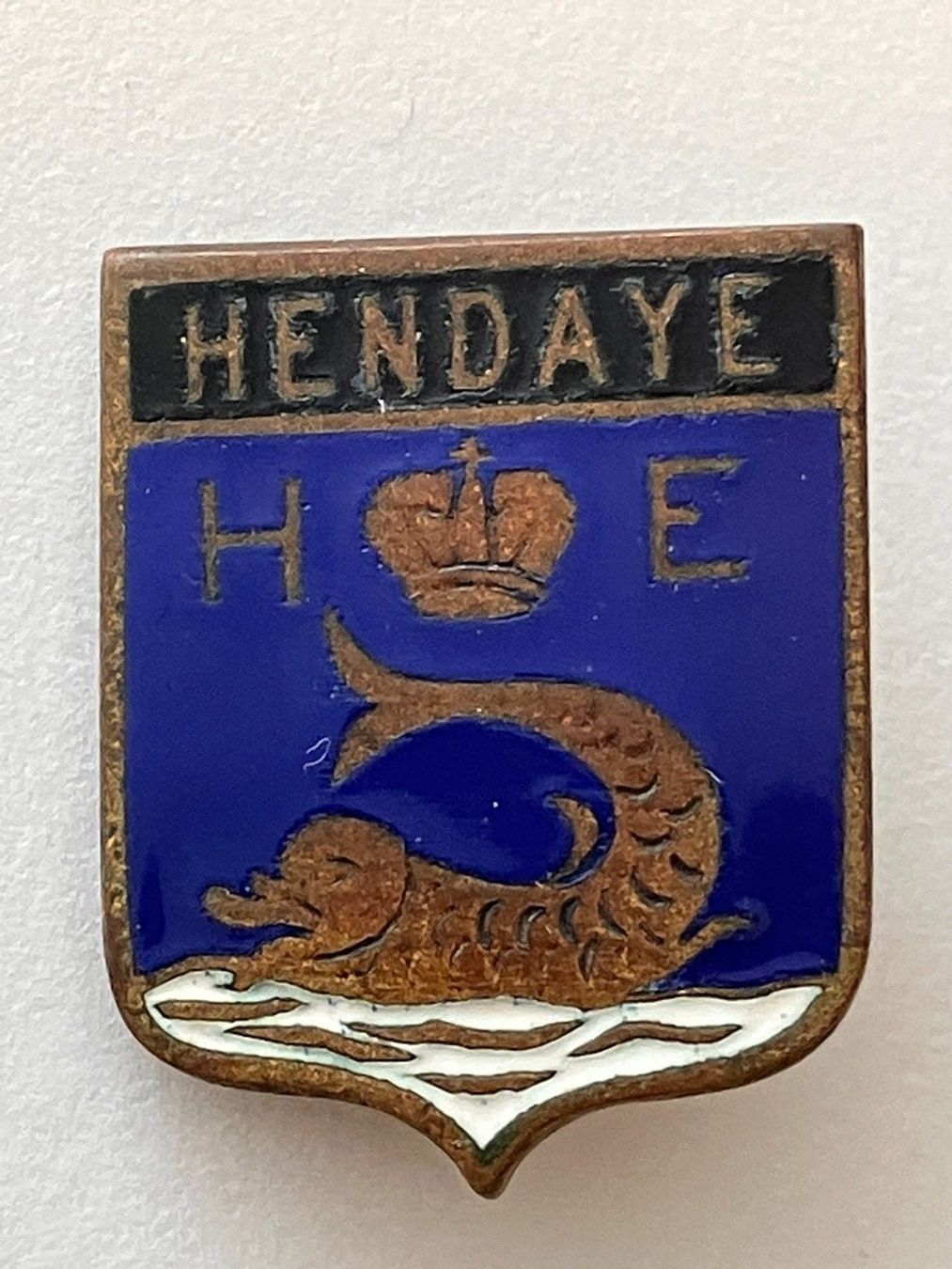 Placchette & Badge: 1 Anstecknadel Hendaye – Usato da Basel venduto da djwwpp