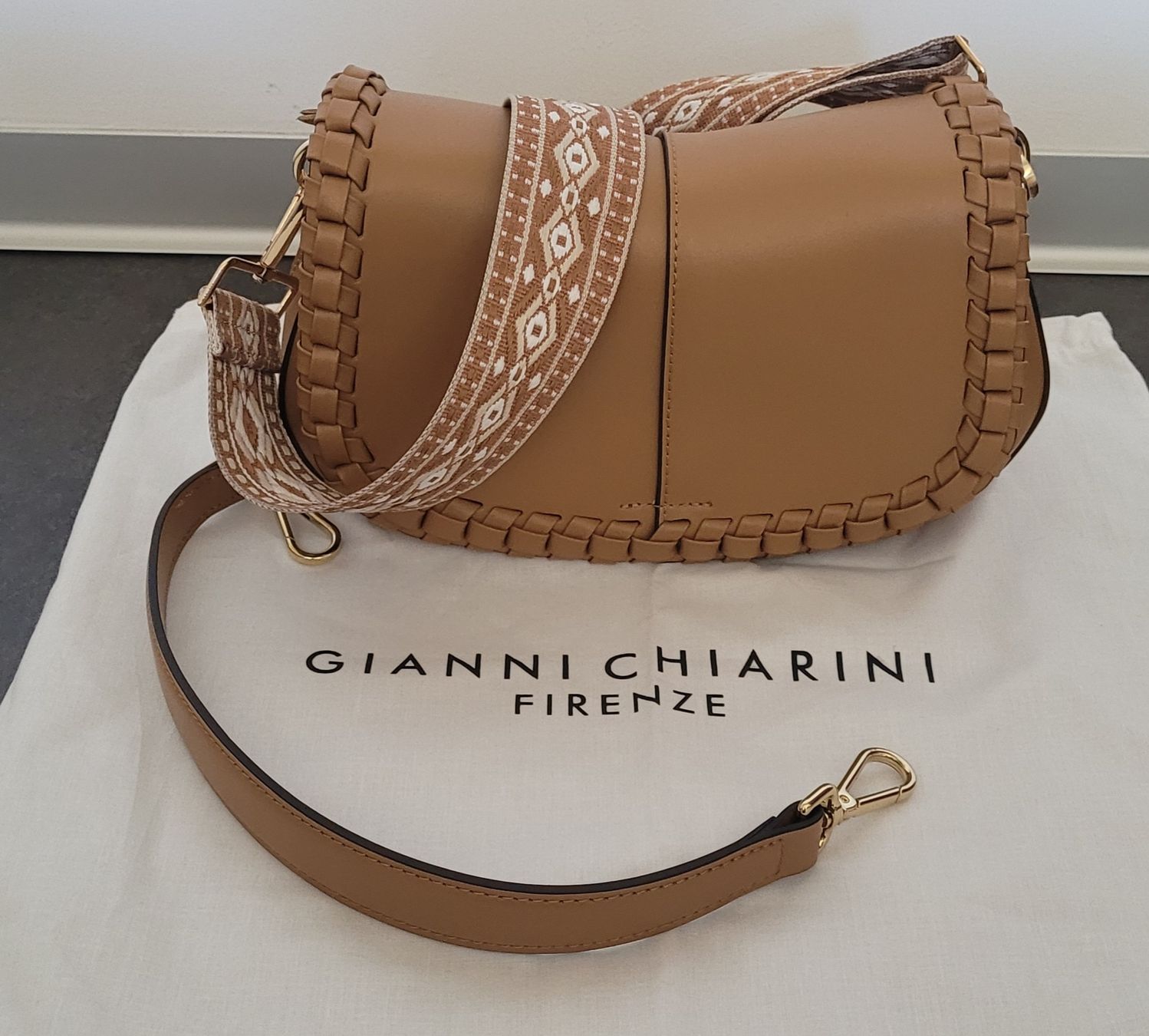 Gianni Chiarini Borse da donna: Sac à main en cuir camel Gianni Chiarini – Usato da Sion venduto da likaloba