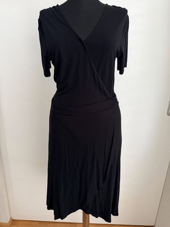 Tom Tailor schwarzes Kleid in Wickeloptik – Viskose – Gr. 38