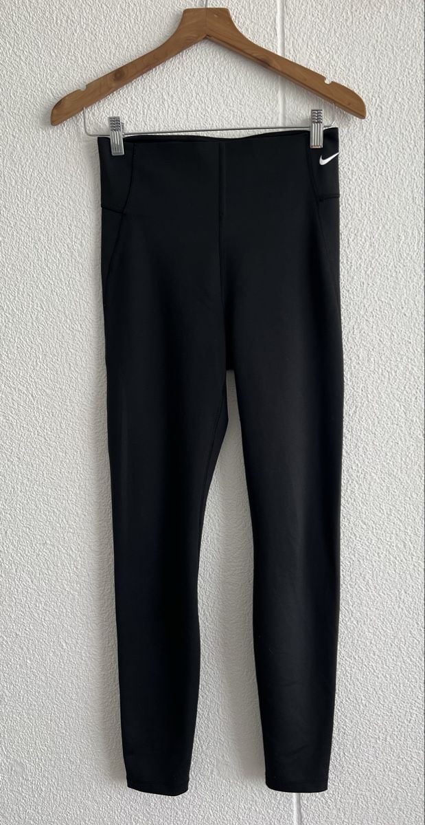Nike Lotti di vestiti: Nike, Adidas – Nuovo (secondo la descrizione) da Zürich venduto da ReStyle. 2