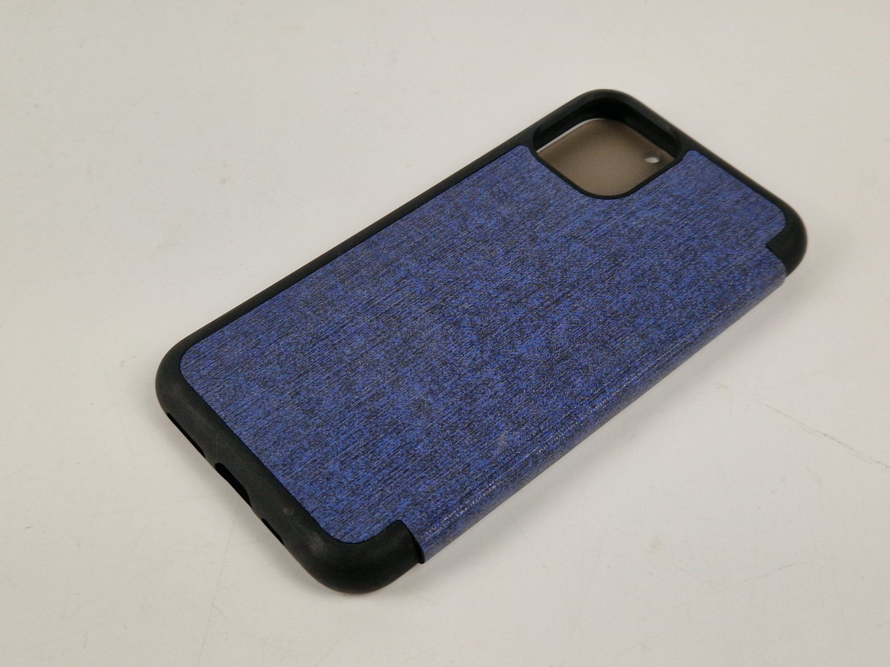 Apple Cover & Protezioni schermo: IPhone 11 Hülle Schwarz Blau – Usato da Muhen venduto da Restwert_Muhen 3