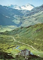 KLOSTERS Berghaus Vereina mit Jörital und Flüela-Weisshorn