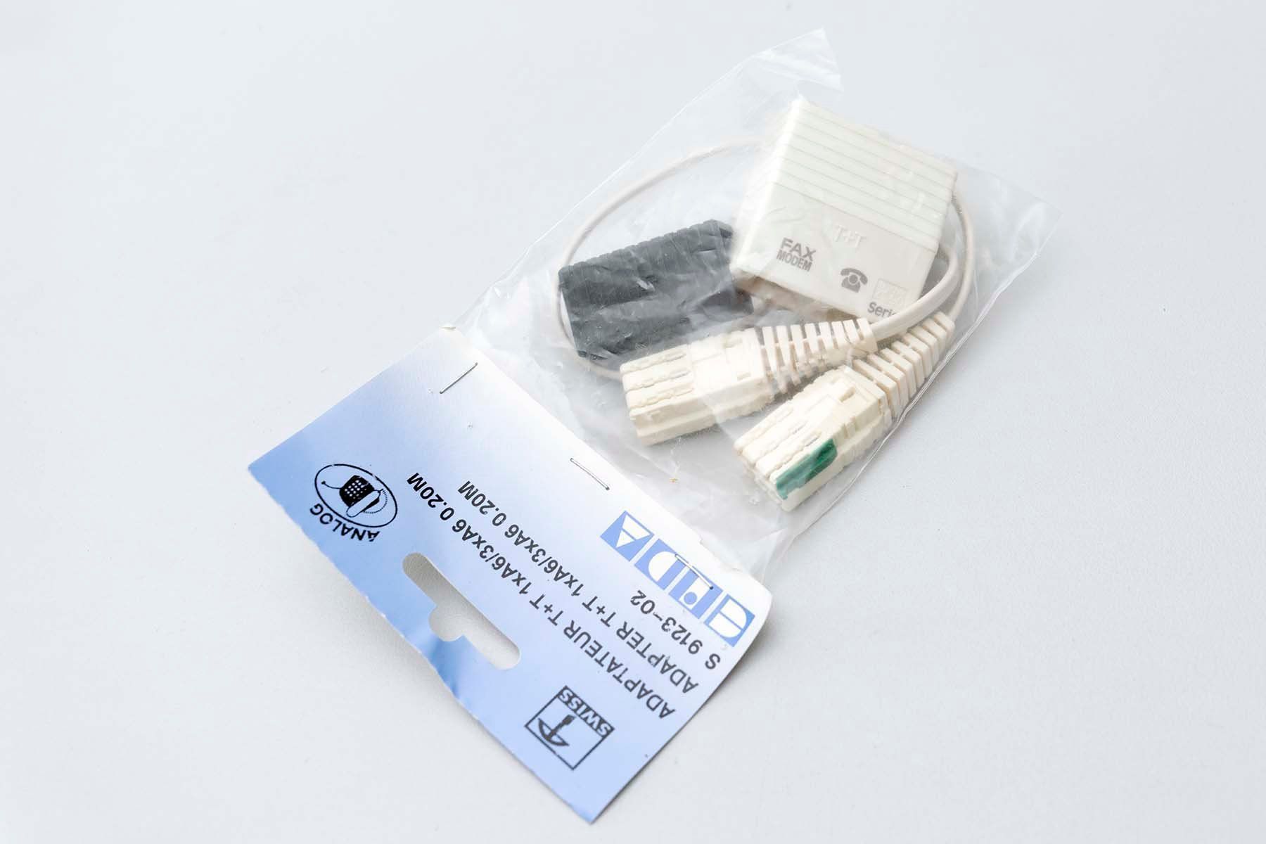 Swisscom Telefoni: T+T Swisscom Fax/Modem-Adapter mit Doppelbuchse in OVP – Usato da Basel venduto da phil4001 2