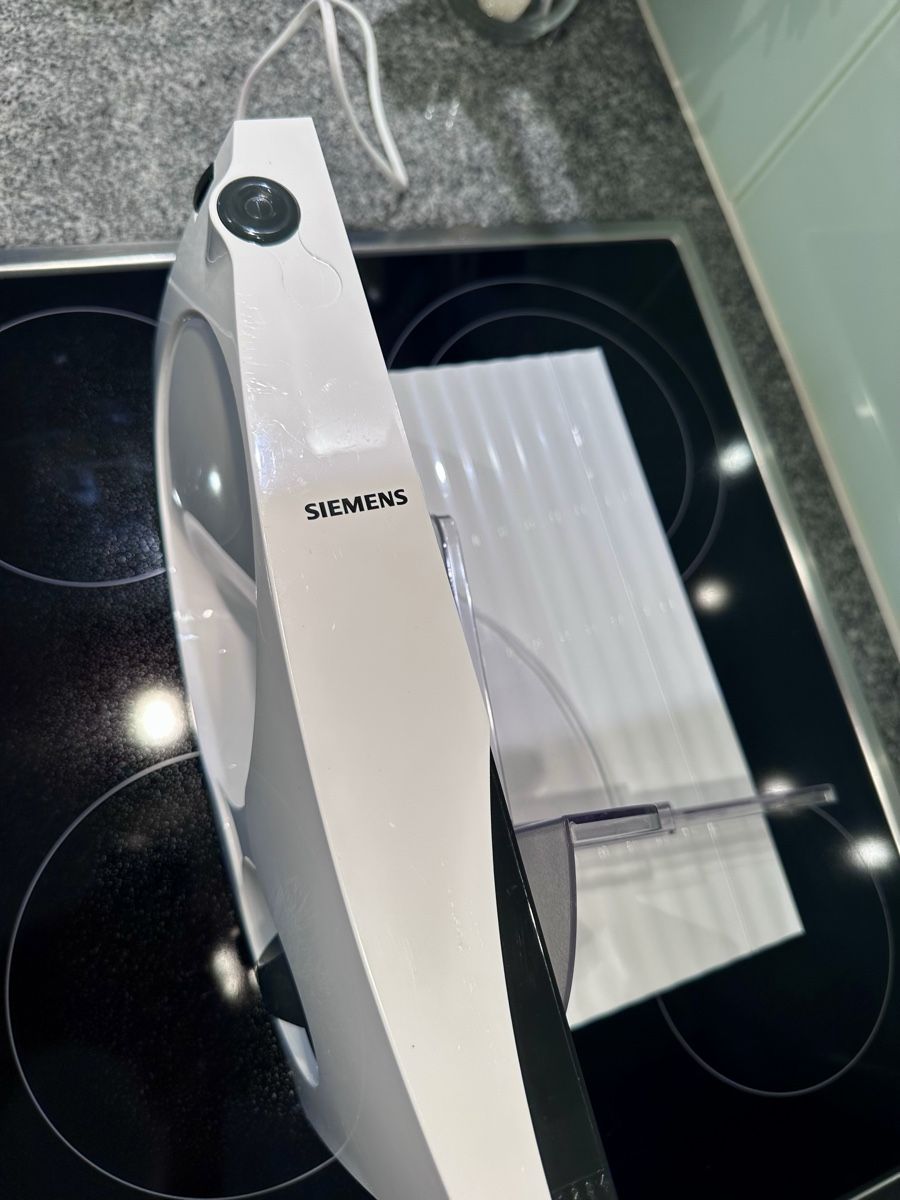 Siemens Elettrodomestici da cucina: Siemens Allesschneider – Usato da Buchrain venduto da SATG 4